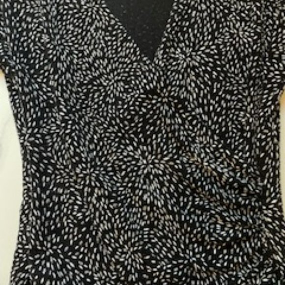 Dress Barn Collection Black Surplice Top Size Small - Picture 6 of 9